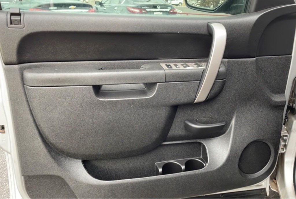 2010 Chevrolet Silverado 1500 Image 9