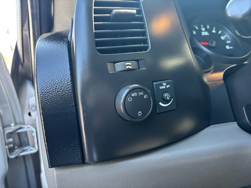 2010 Chevrolet Silverado 1500 Image 29