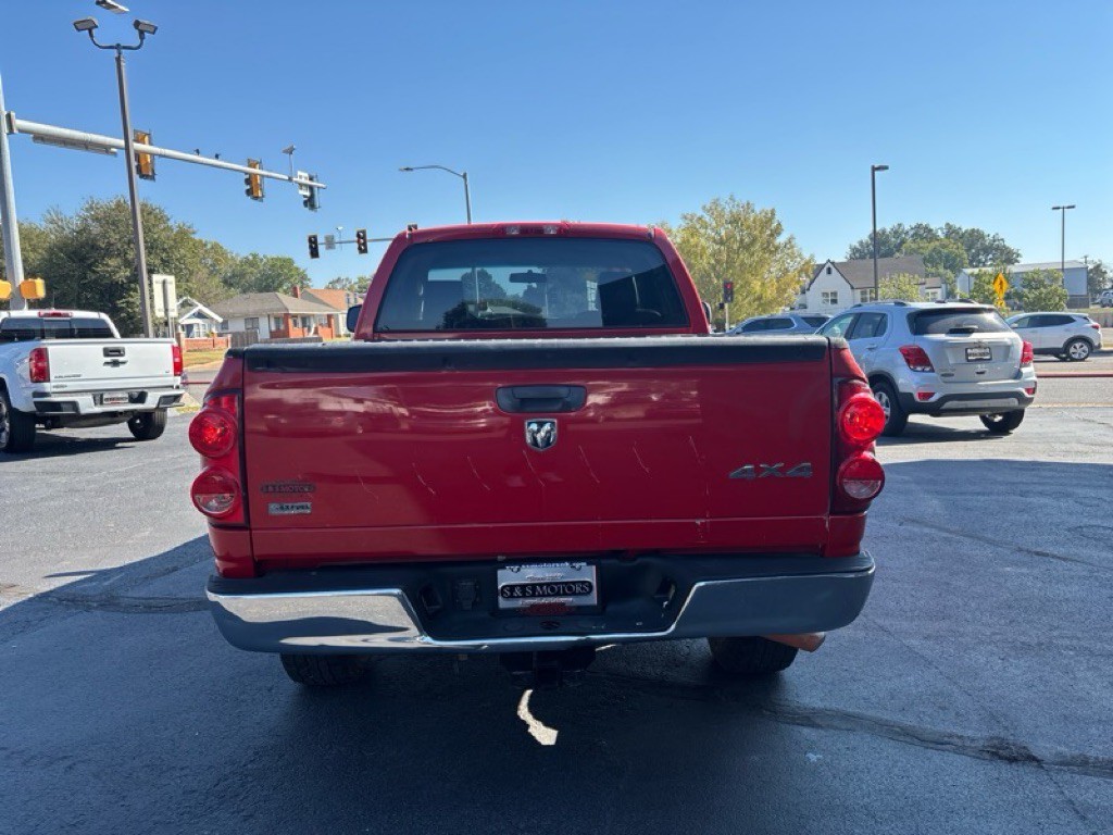 2007 Dodge Ram 1500 Image 4