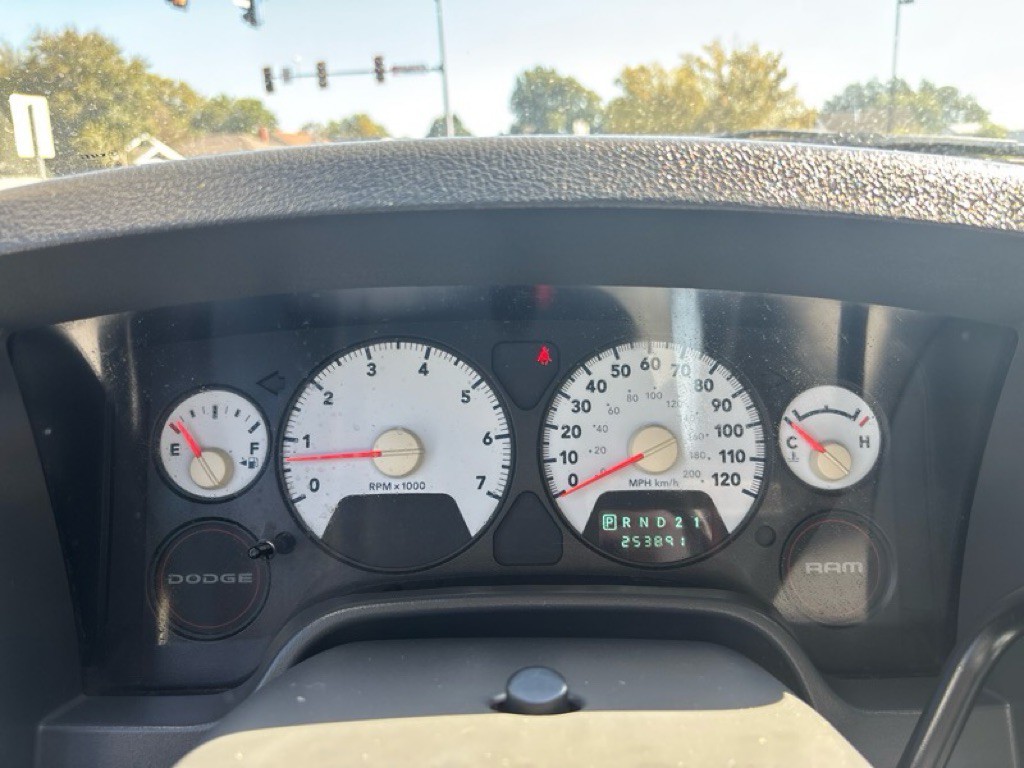 2007 Dodge Ram 1500 Image 11