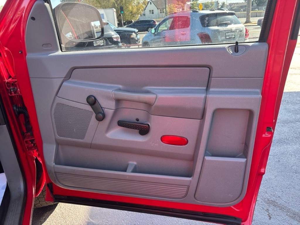 2007 Dodge Ram 1500 Image 17