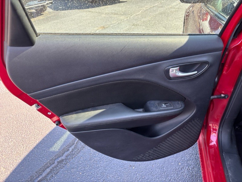2015 Dodge Dart Image 21
