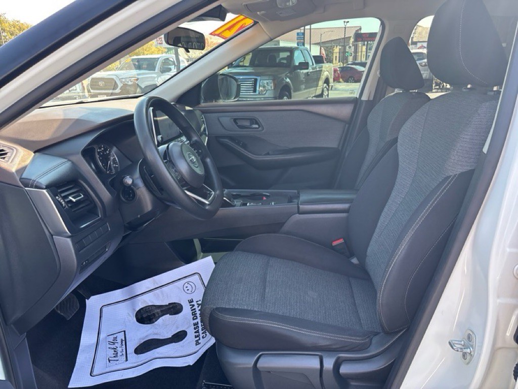 2021 Nissan Rogue Image 9