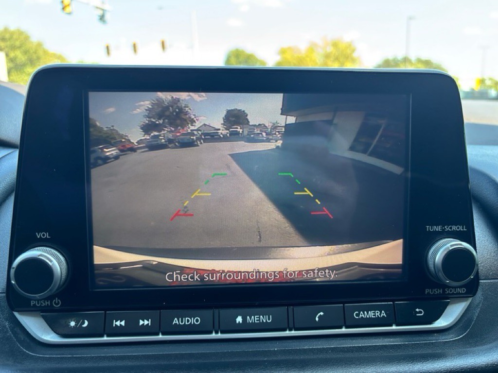 2021 Nissan Rogue Image 15