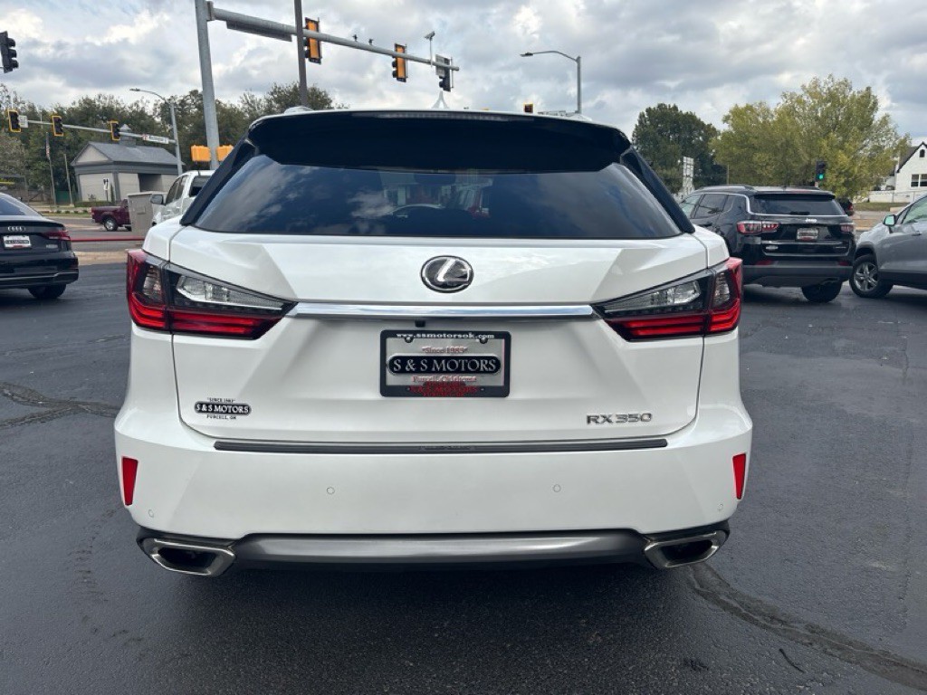 2016 Lexus RX Image 4