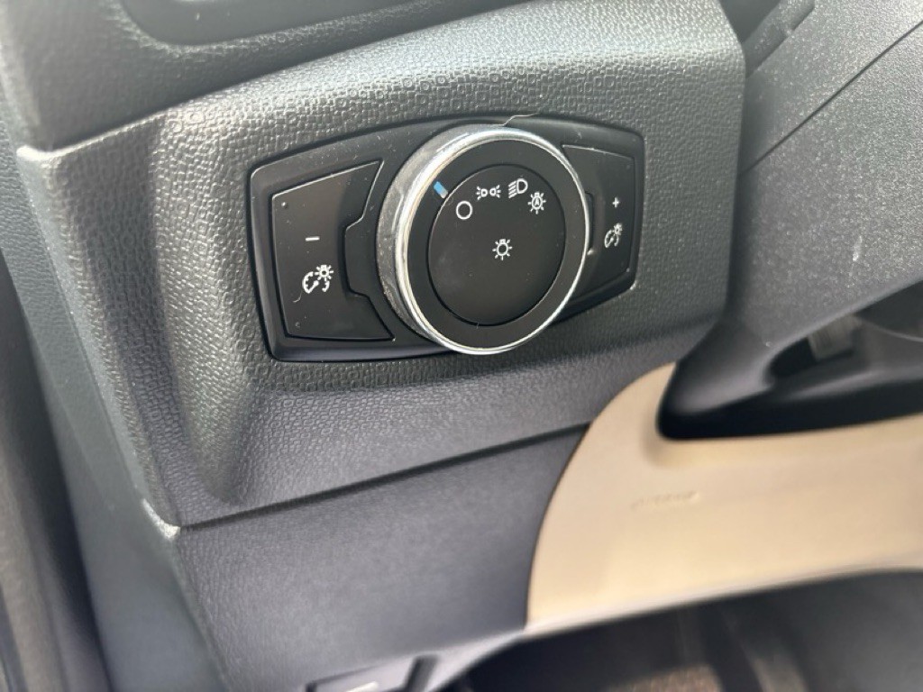 2018 Ford Econoline Image 10