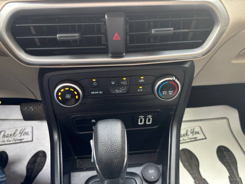 2018 Ford Econoline Image 15