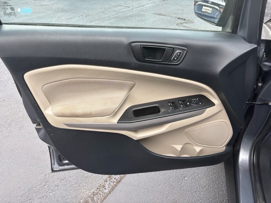 2018 Ford Econoline Image 17