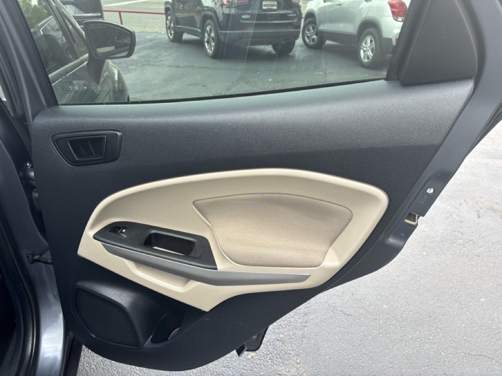 2018 Ford Econoline Image 22