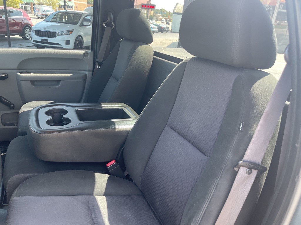 2010 Chevrolet Silverado 1500 Image 11