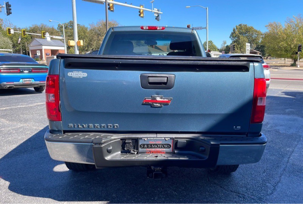 2010 Chevrolet Silverado 1500 Image 20