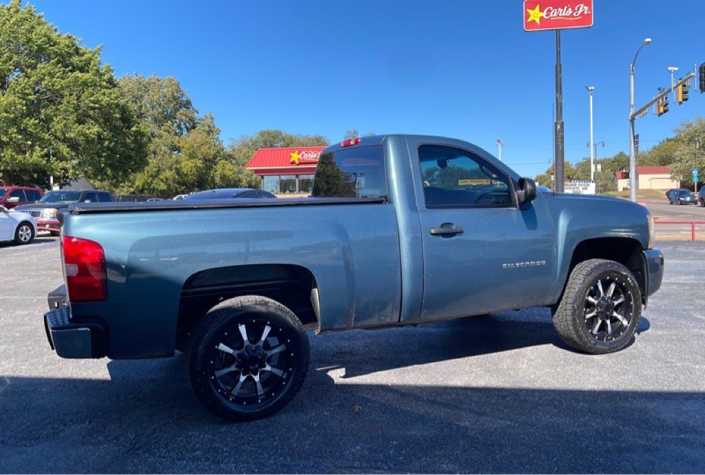 2010 Chevrolet Silverado 1500 Image 21