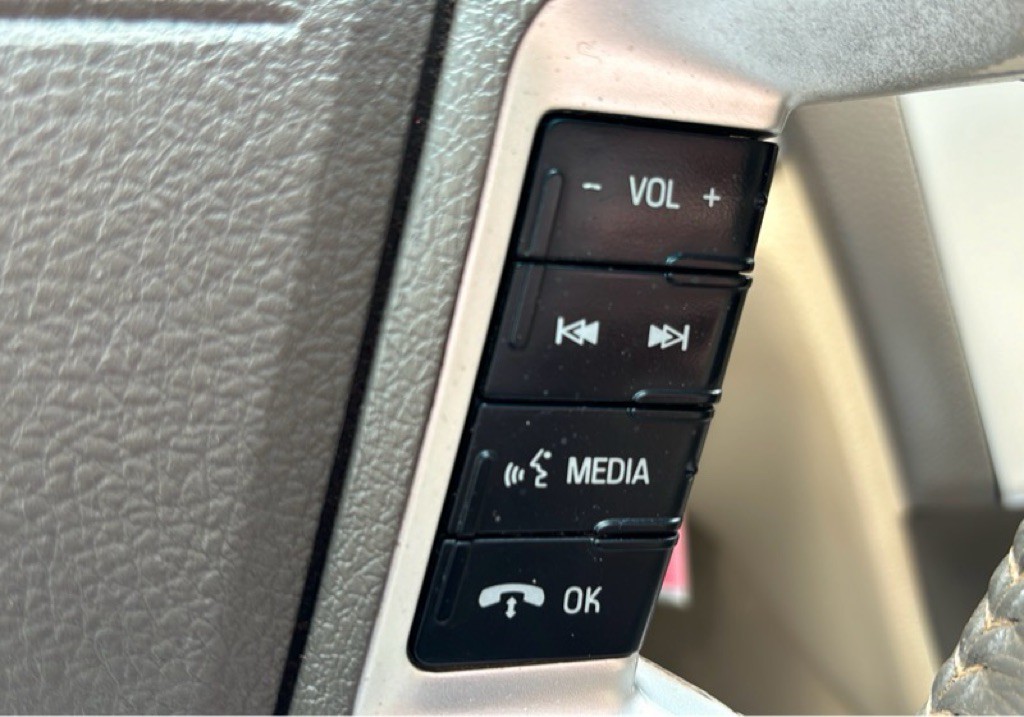 2008 Mercury Milan Image 13