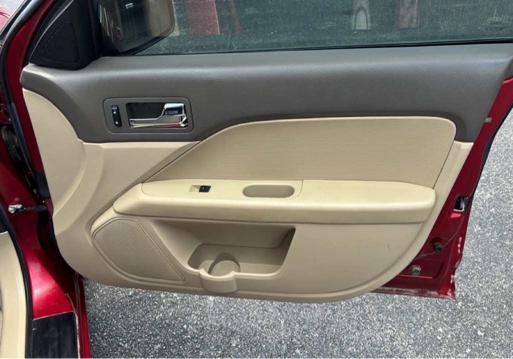 2008 Mercury Milan Image 23