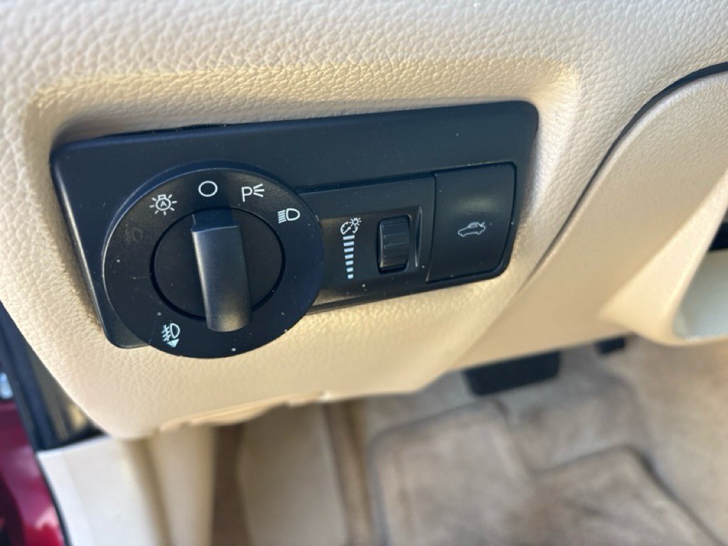 2008 Mercury Milan Image 33