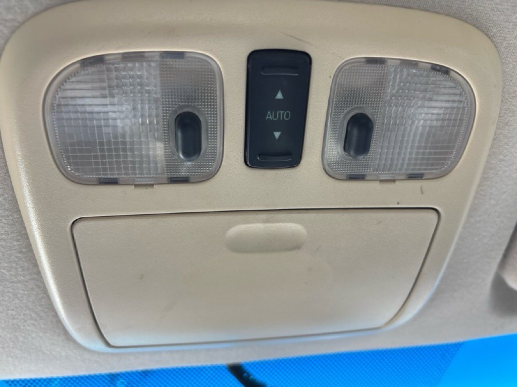 2008 Mercury Milan Image 38