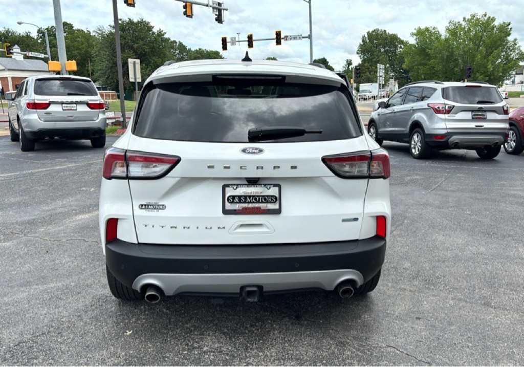 2020 Ford Escape Image 4