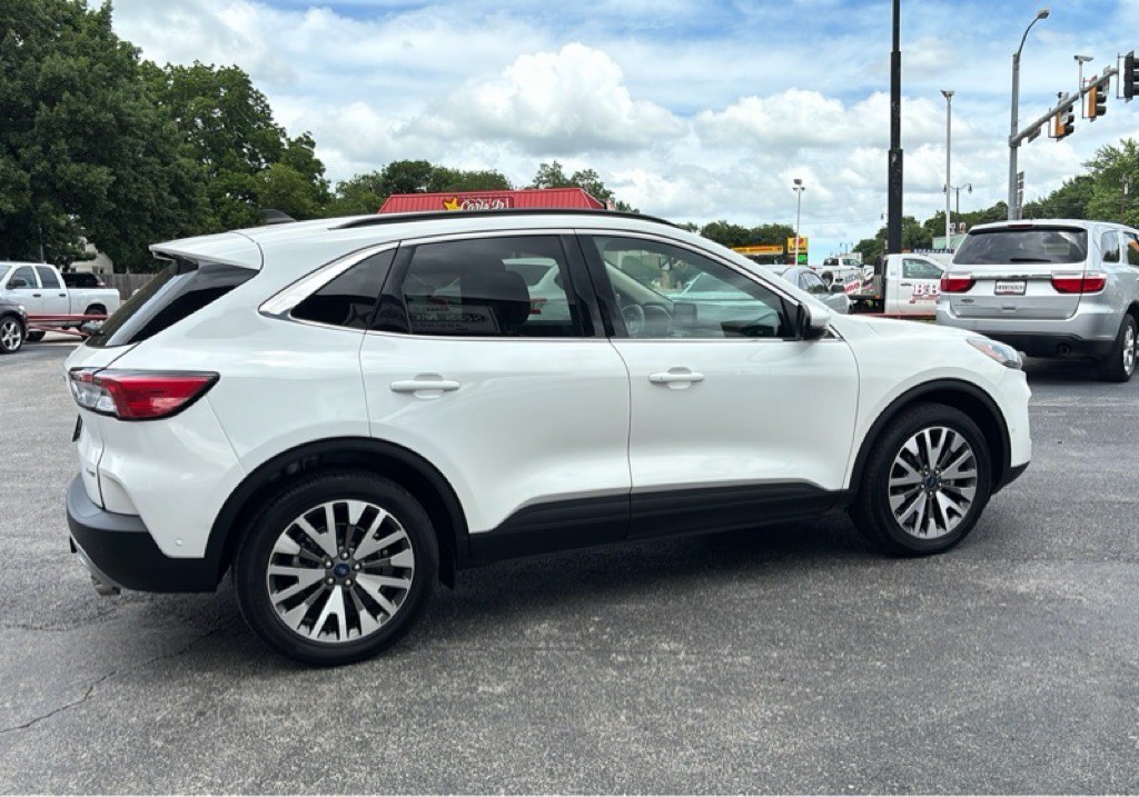 2020 Ford Escape Image 5