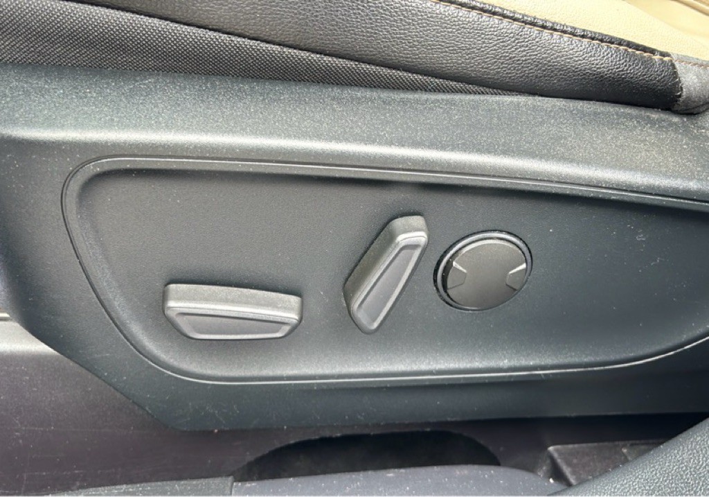 2020 Ford Escape Image 10