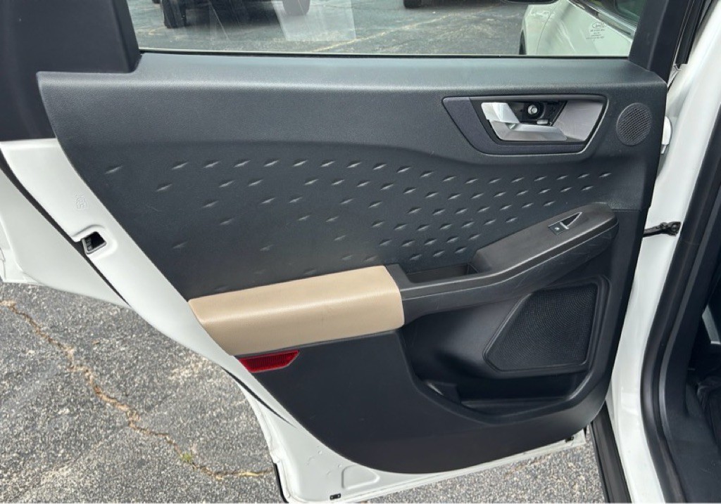 2020 Ford Escape Image 20