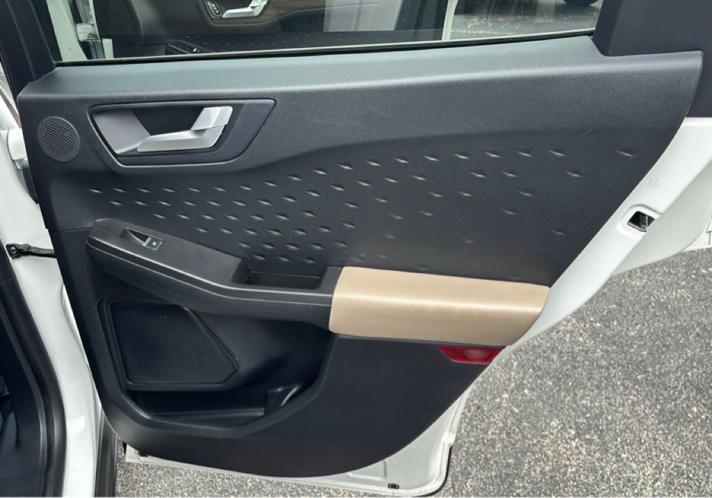 2020 Ford Escape Image 23