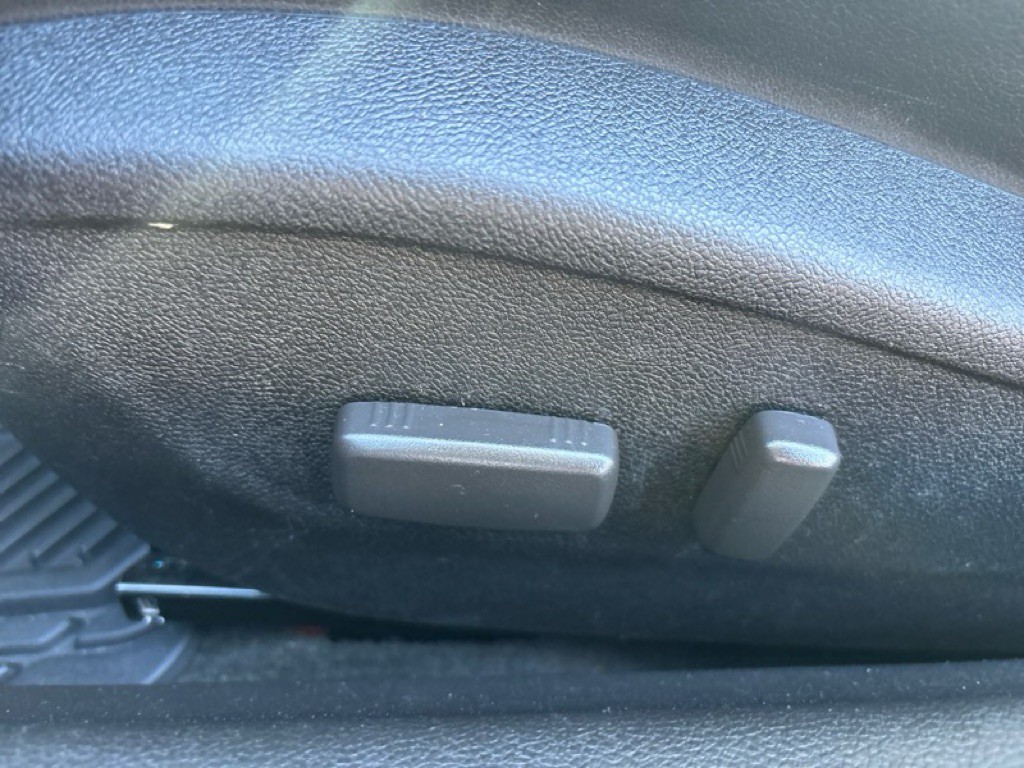 2013 Chevrolet Camaro Image 10