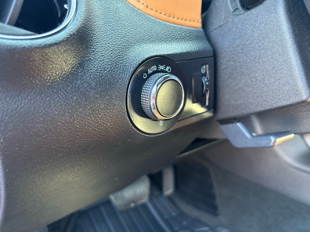 2013 Chevrolet Camaro Image 11