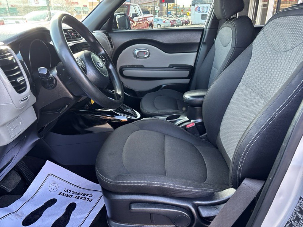 2017 Kia Soul Image 9