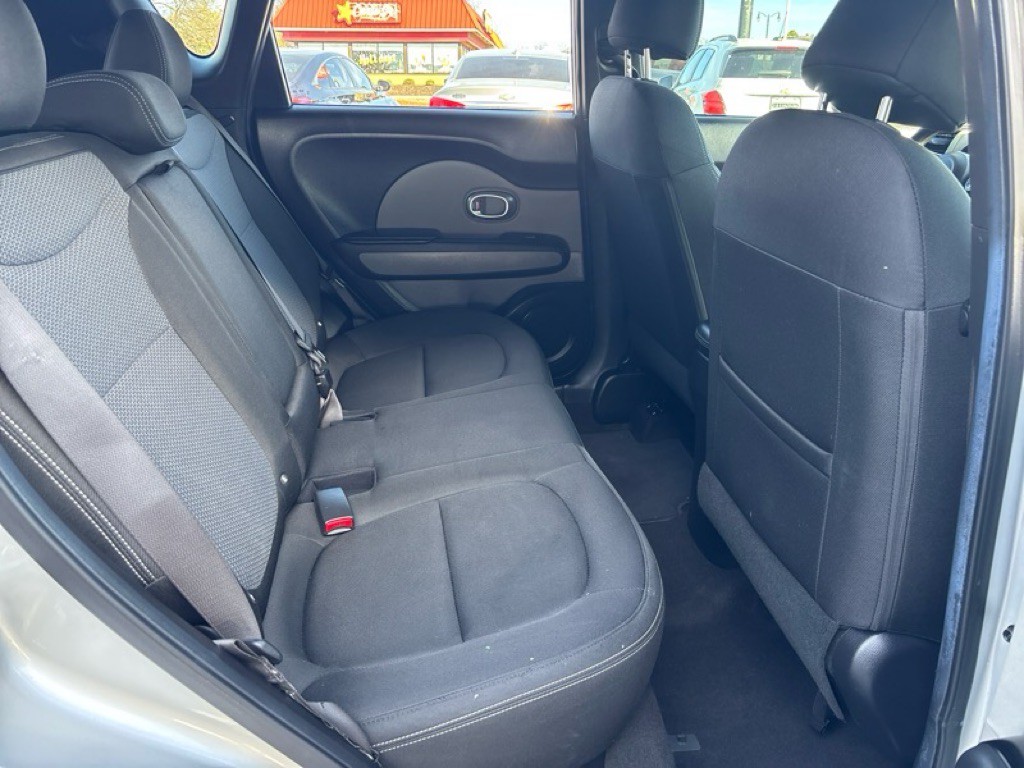 2017 Kia Soul Image 20