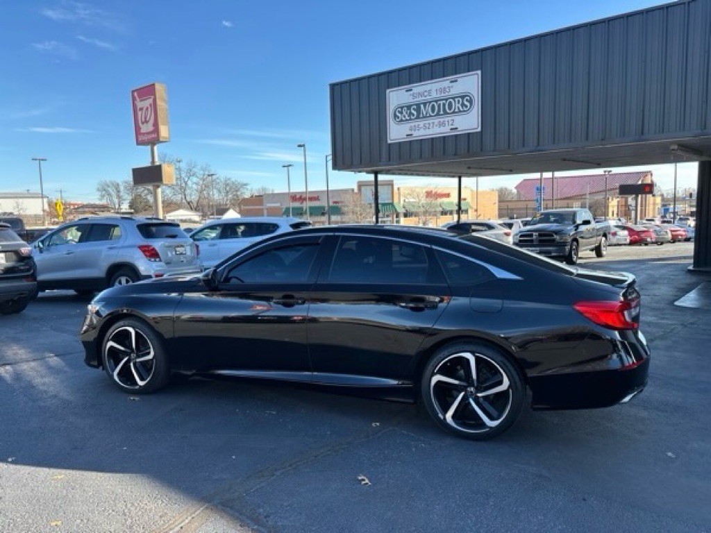 2020 Honda Accord Image 3