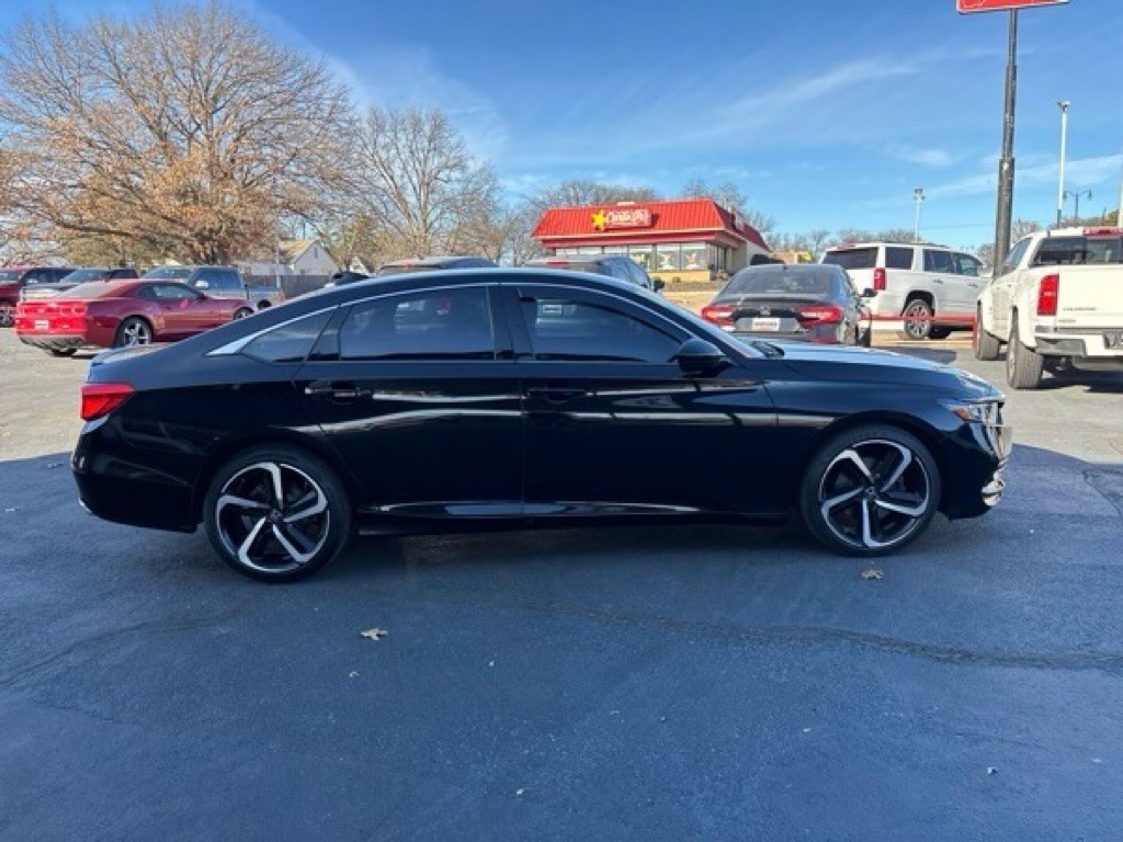 2020 Honda Accord Image 6