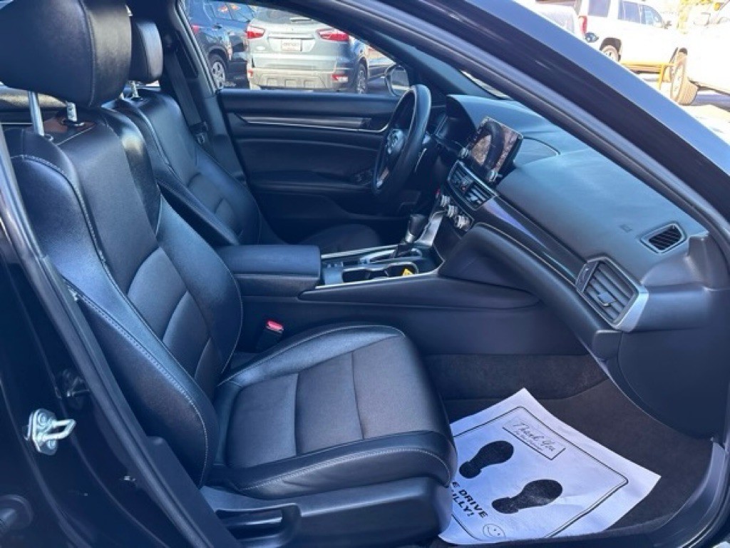 2020 Honda Accord Image 22
