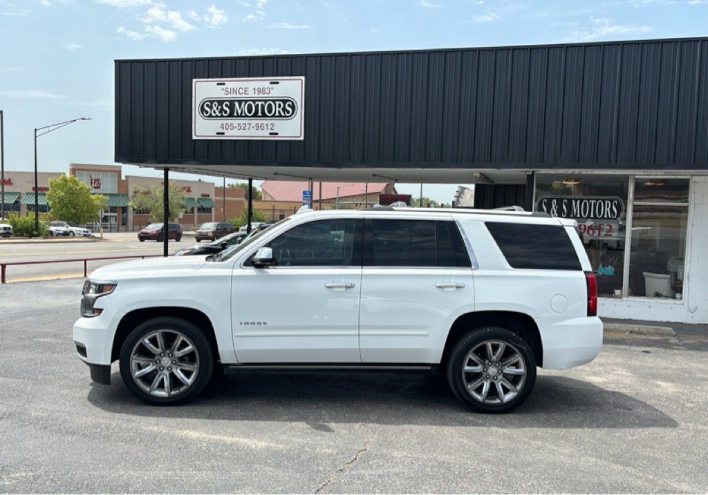 2018 Chevrolet Tahoe Image 2