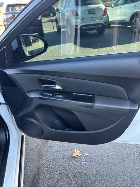 2013 Chevrolet Cruze Image 21