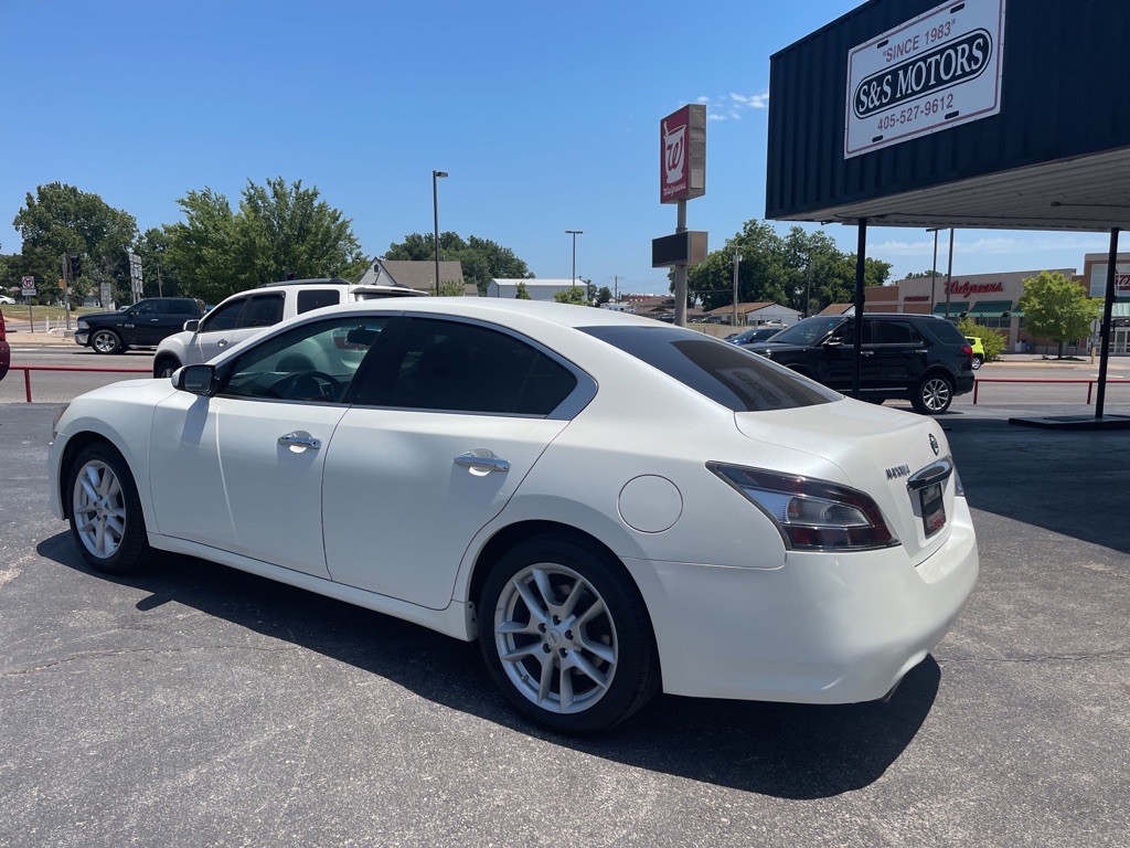 2014 Nissan Maxima Image 3