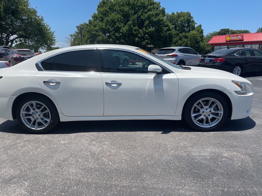2014 Nissan Maxima Image 6