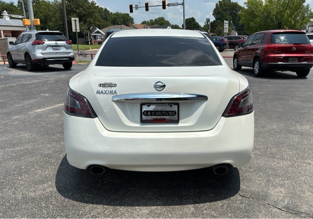 2014 Nissan Maxima Image 24