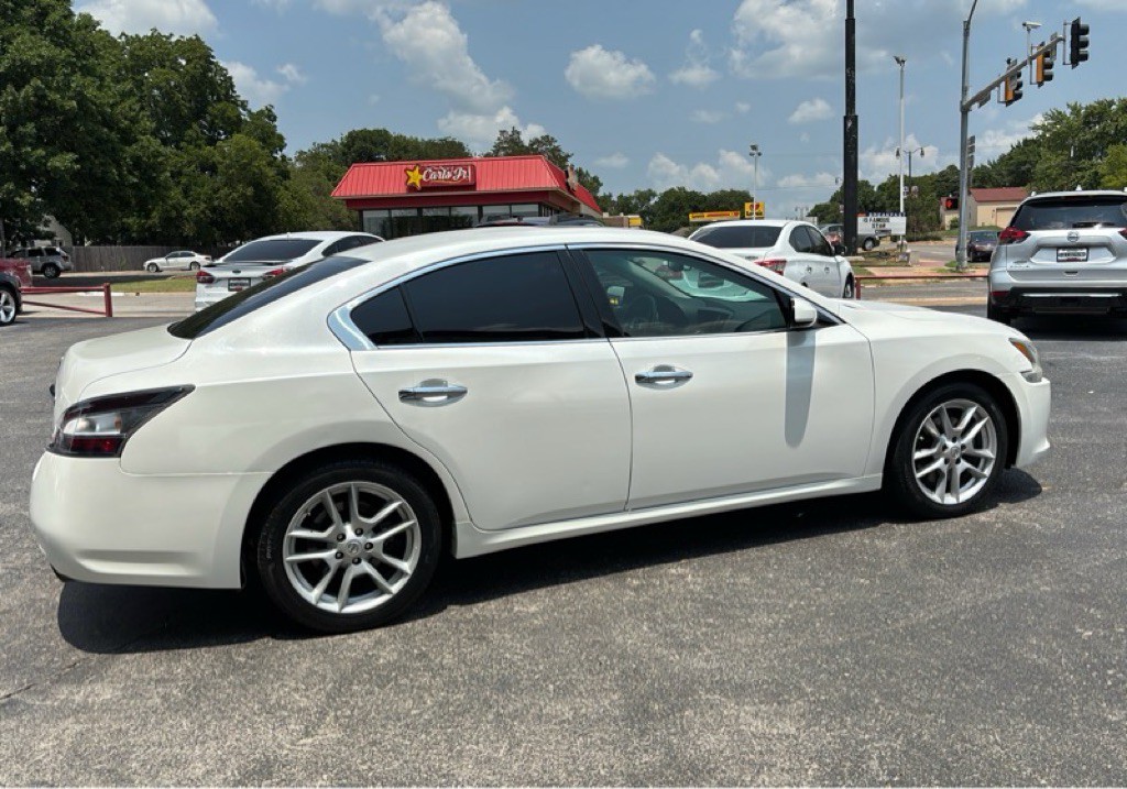 2014 Nissan Maxima Image 25