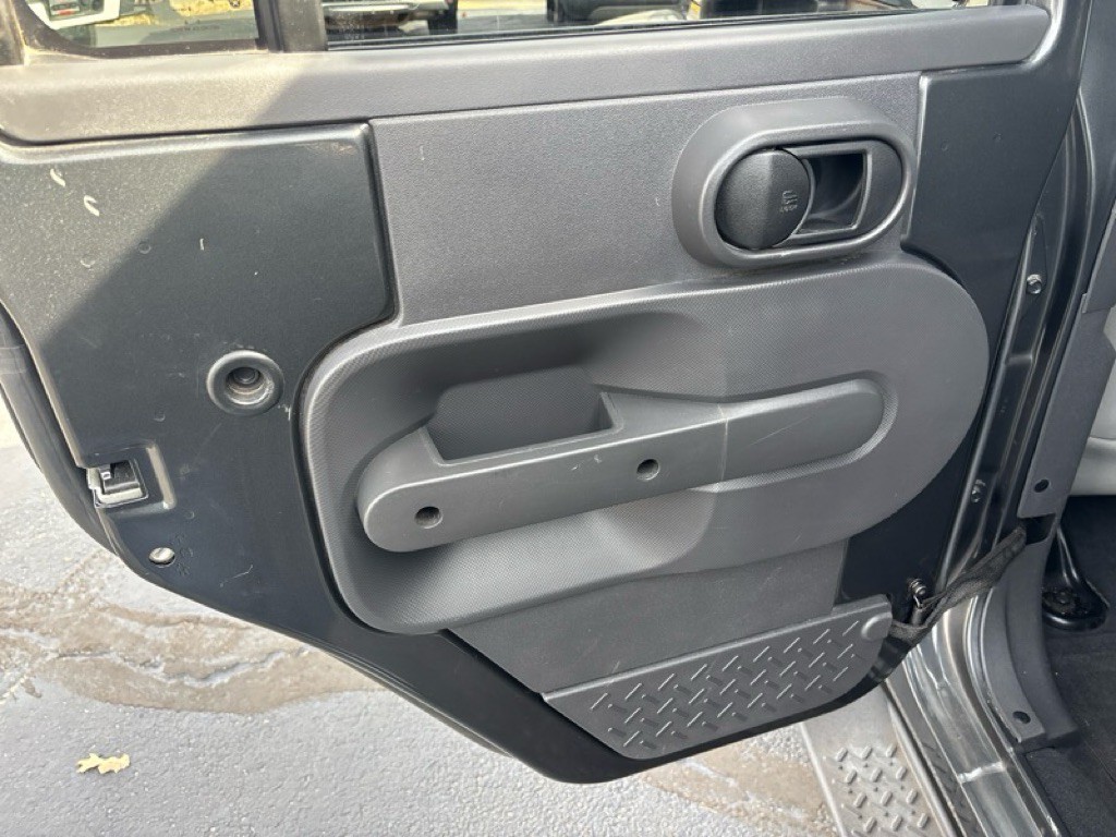 2010 Jeep Wrangler Unlimited Image 14