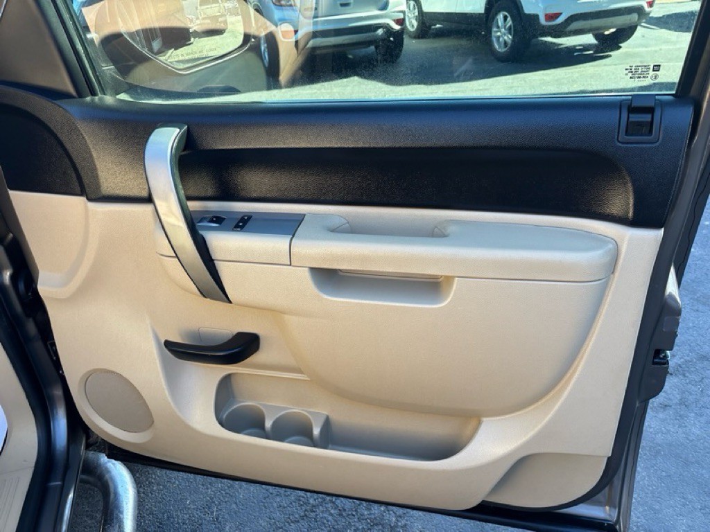 2011 GMC Sierra Image 21