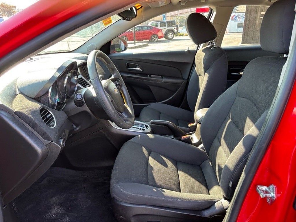 2015 Chevrolet Cruze Image 9