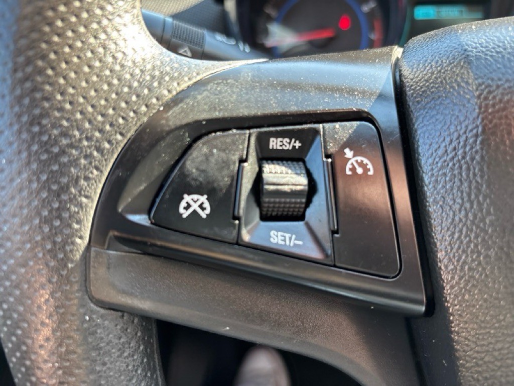 2015 Chevrolet Cruze Image 12