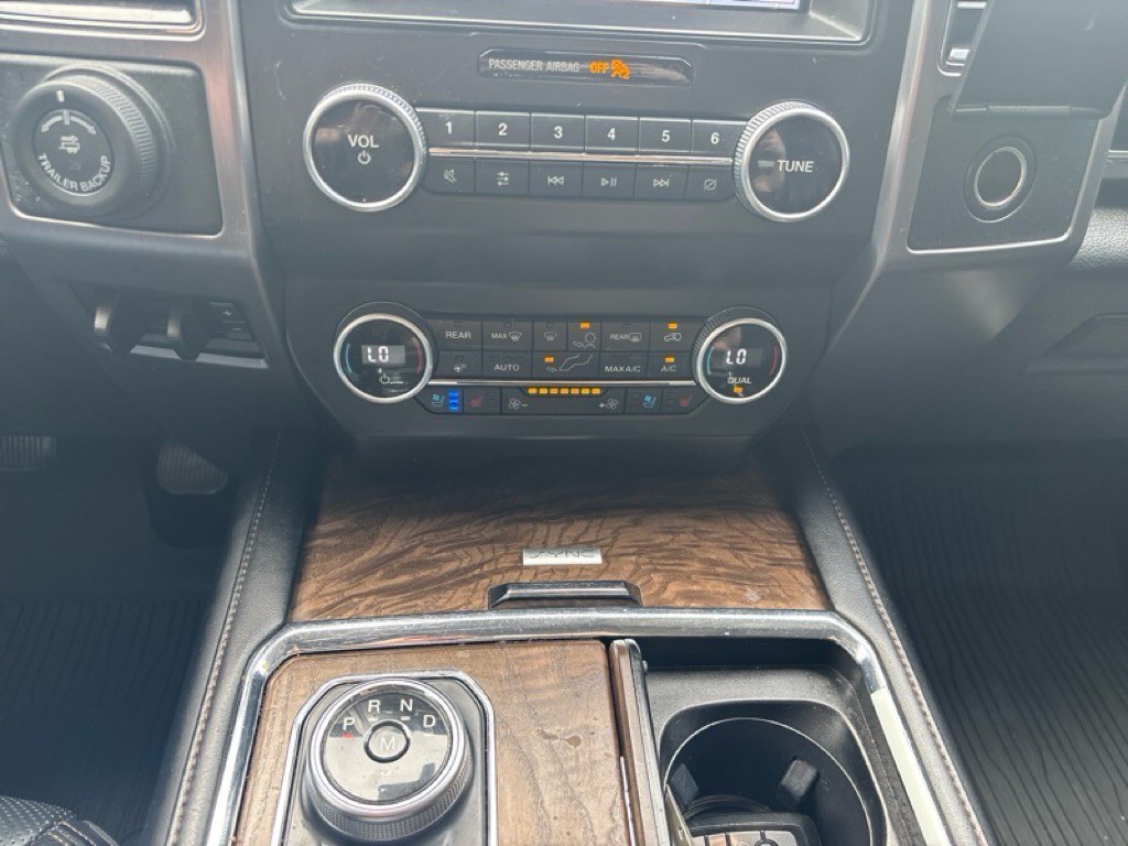 2019 Ford Expedition Image 16