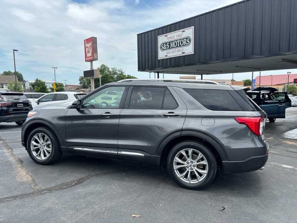 2020 Ford Explorer Image 3