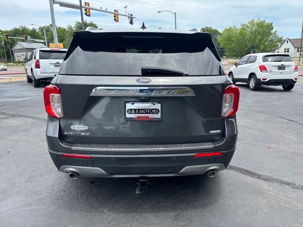2020 Ford Explorer Image 4