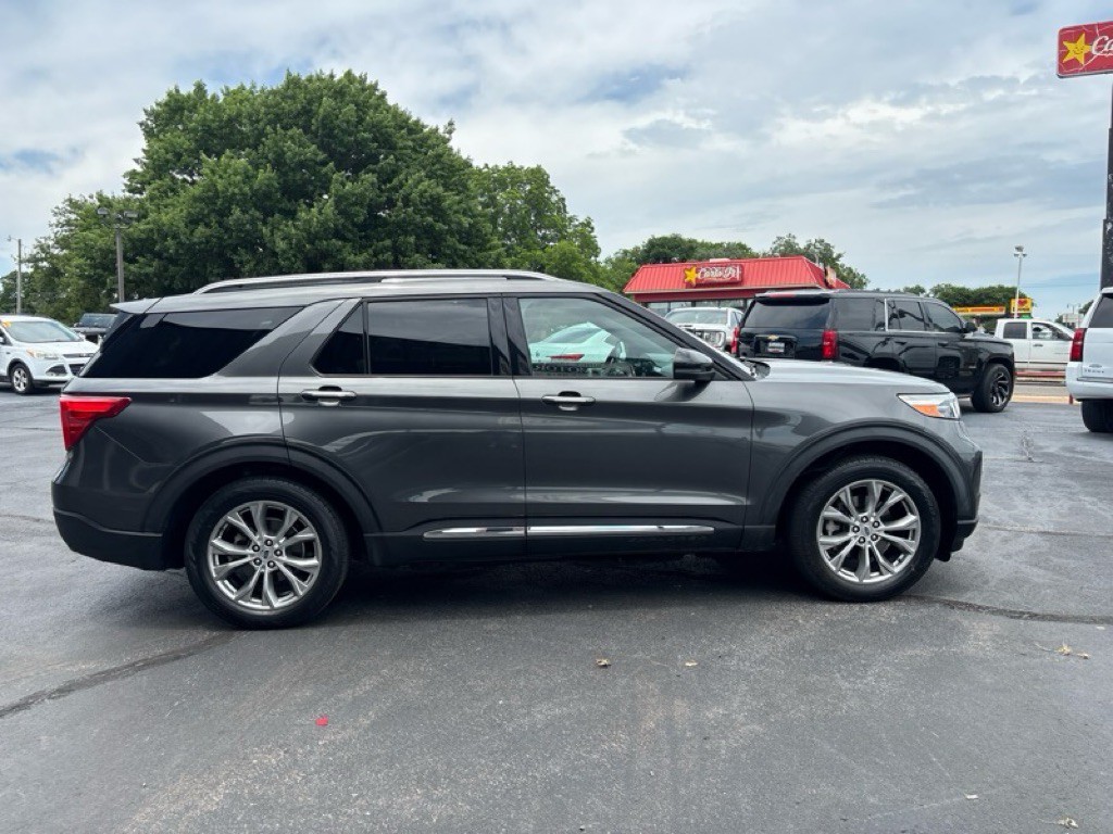 2020 Ford Explorer Image 6