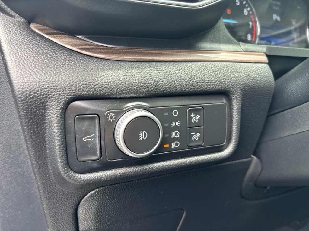 2020 Ford Explorer Image 11