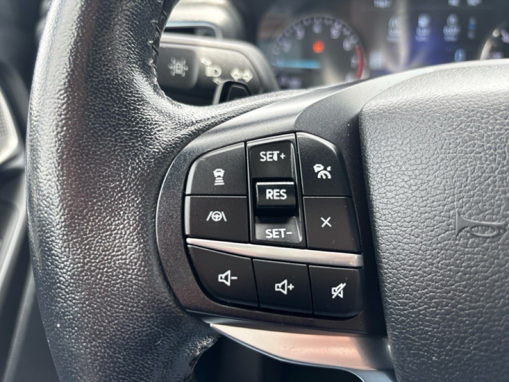 2020 Ford Explorer Image 13