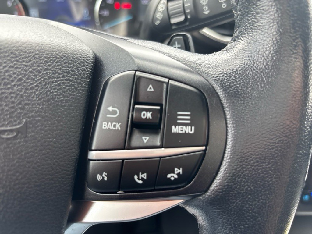 2020 Ford Explorer Image 14