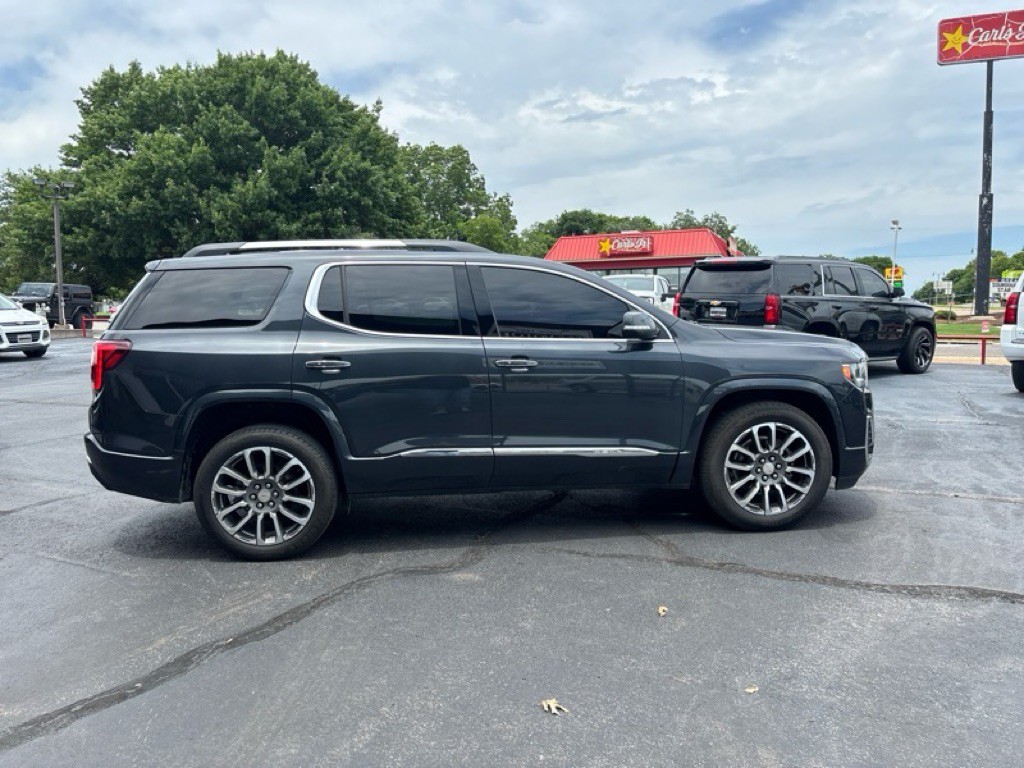 2022 GMC Acadia Image 6